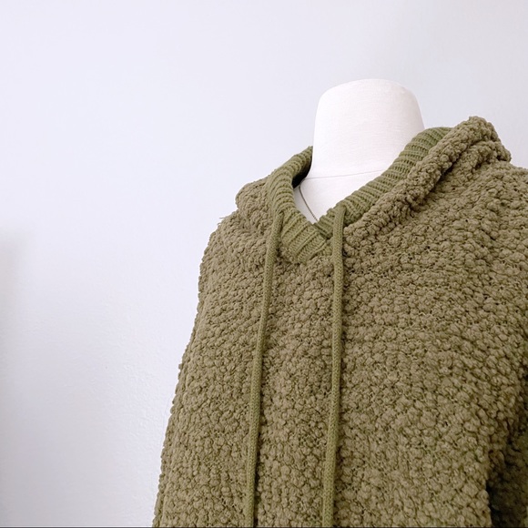 Popcorn Green Slouchy Pullover Hoodie - Picture 4 of 5